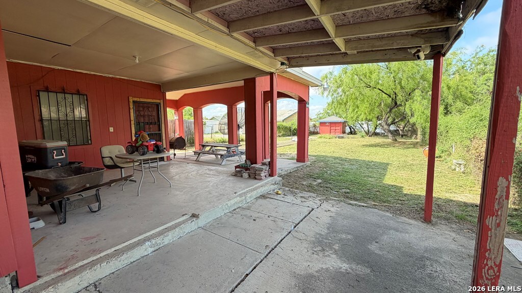 main property photo 20