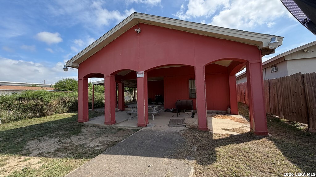 main property photo 21