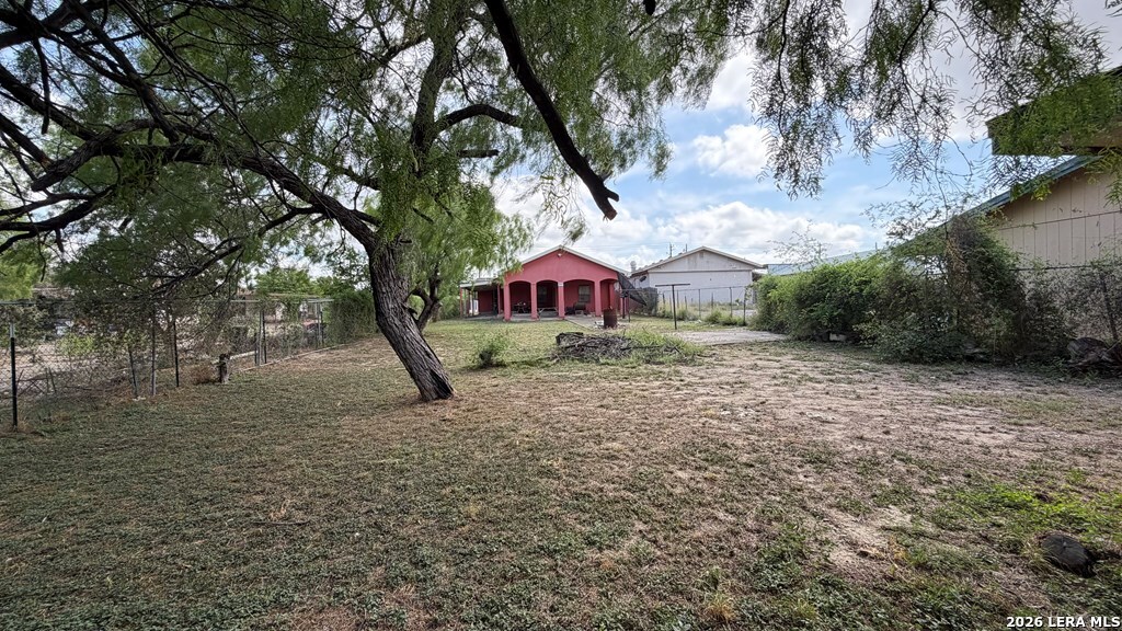 main property photo 23