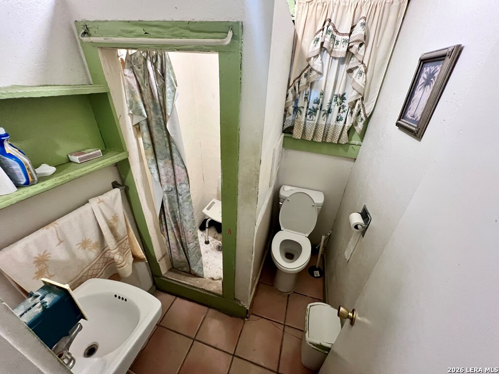 main property photo 13
