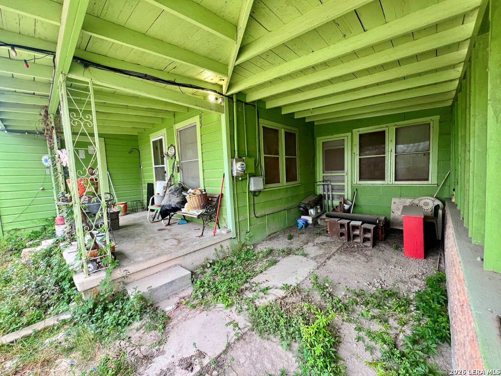 main property photo 4