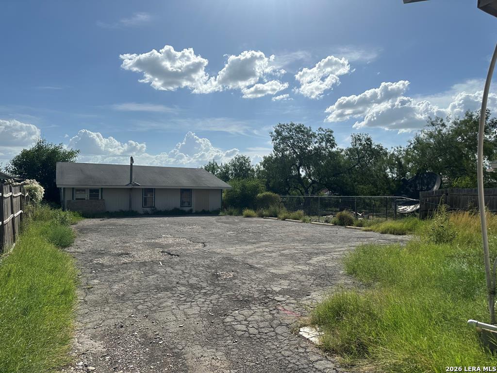 main property photo 14