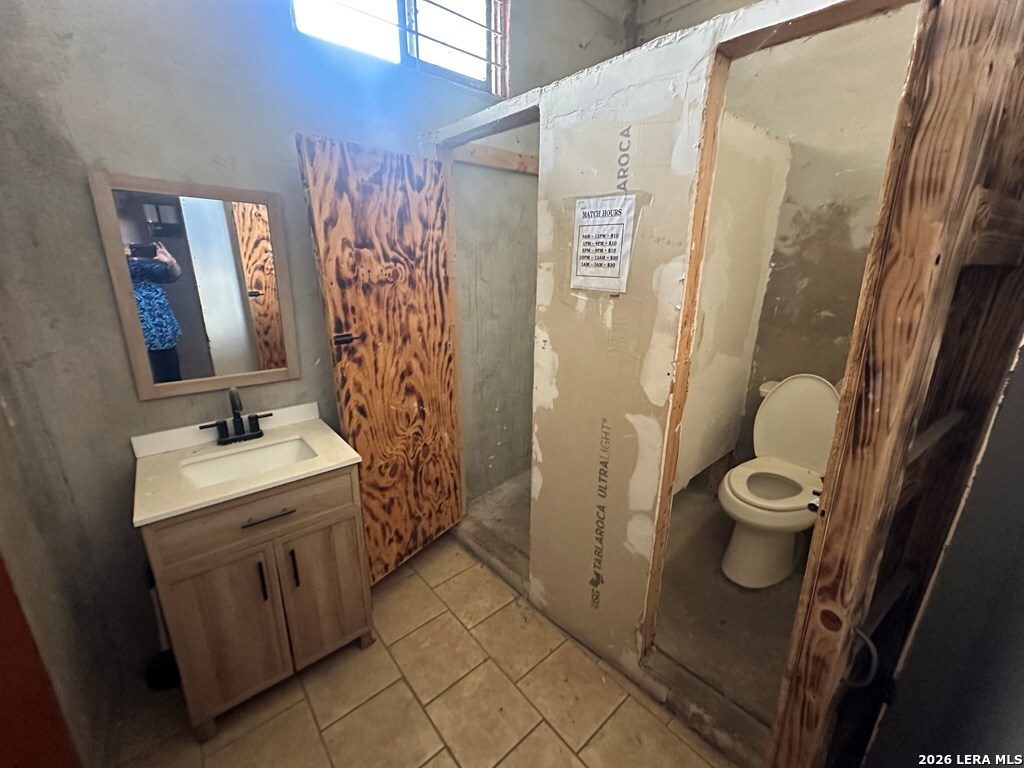 main property photo 9