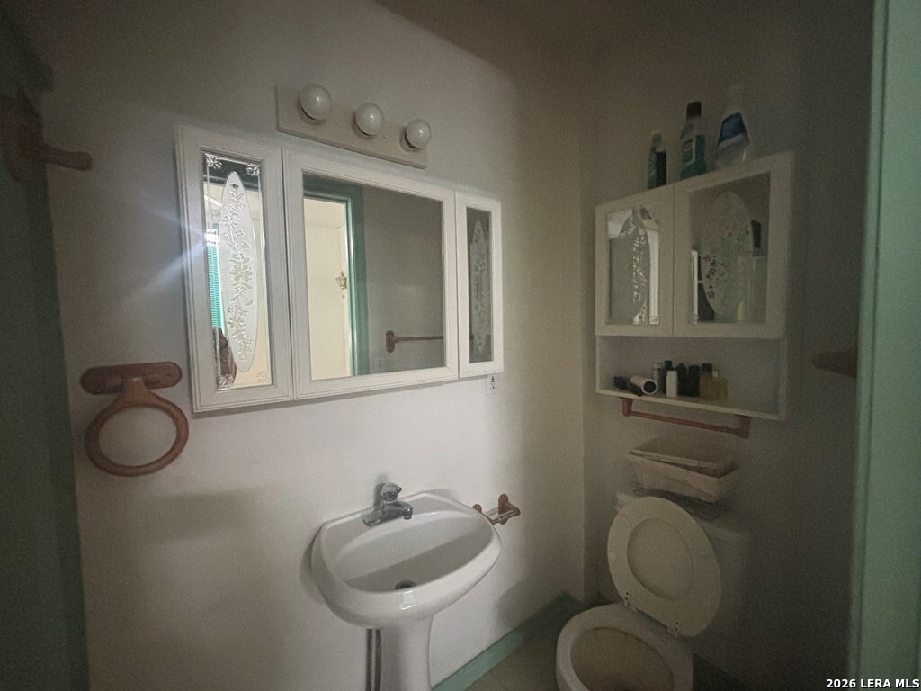main property photo 5
