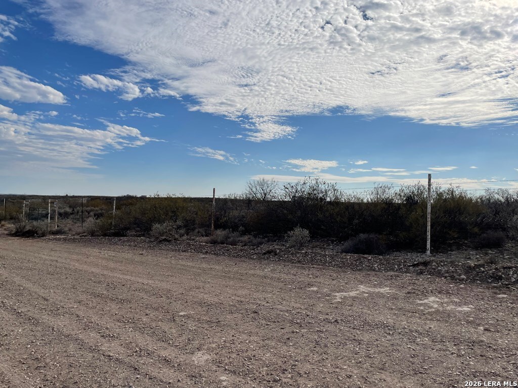 main property photo 8