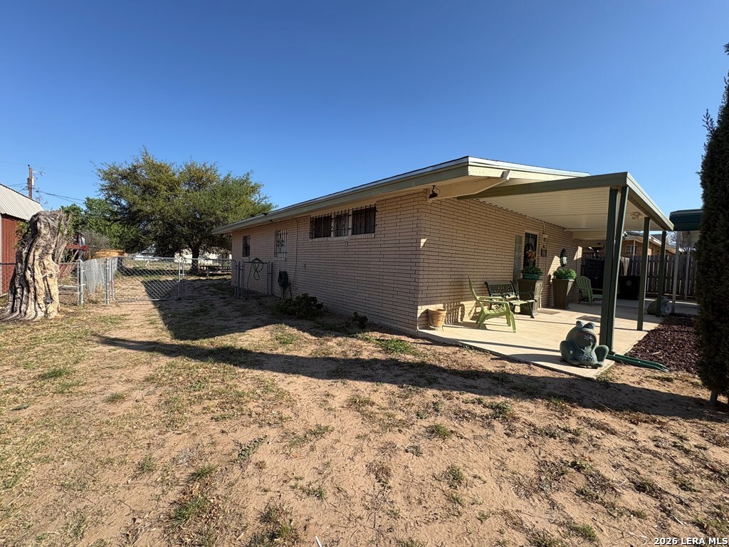 main property photo 16