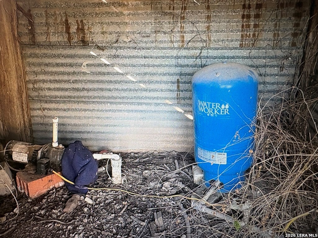 main property photo 12