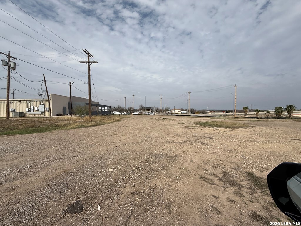 main property photo 10