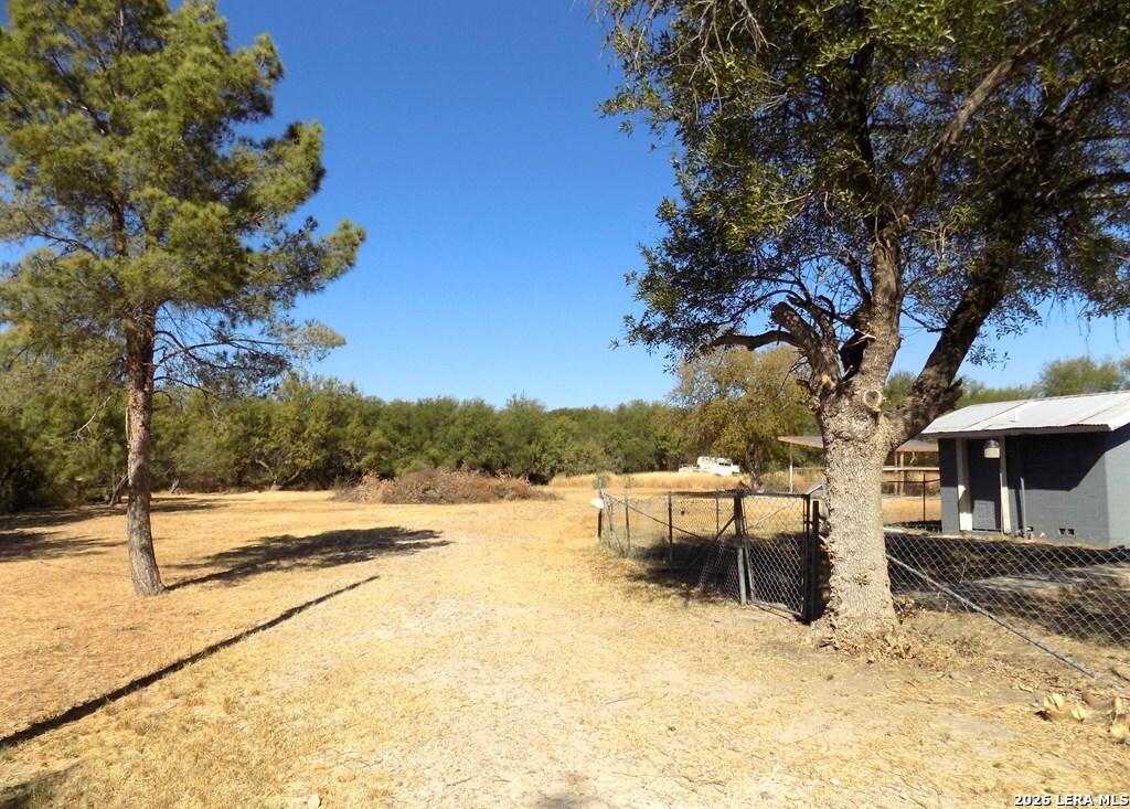 main property photo 13