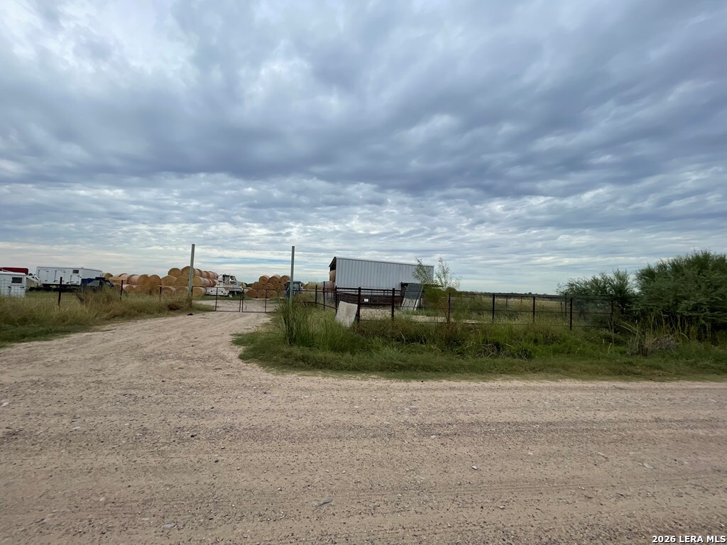 main property photo 4