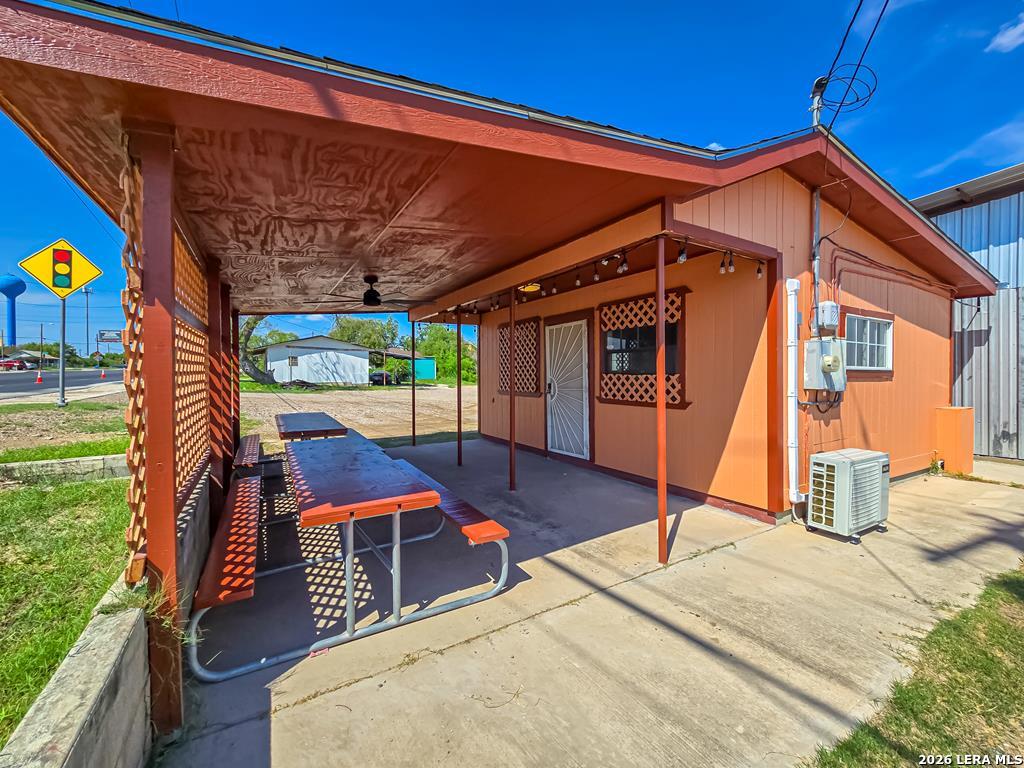 main property photo 23