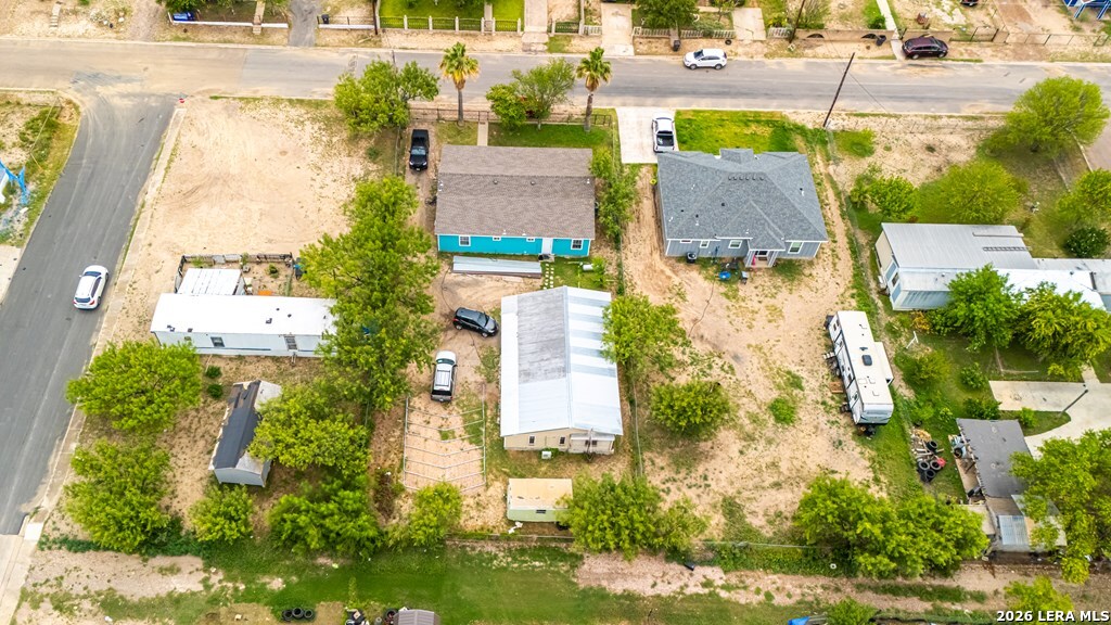 main property photo 57