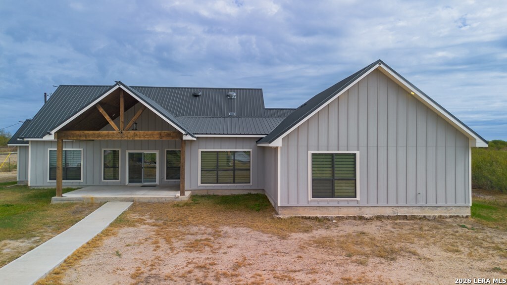 main property photo 7
