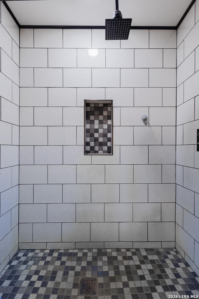 main property photo 77