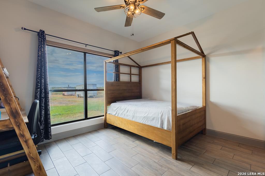 main property photo 78