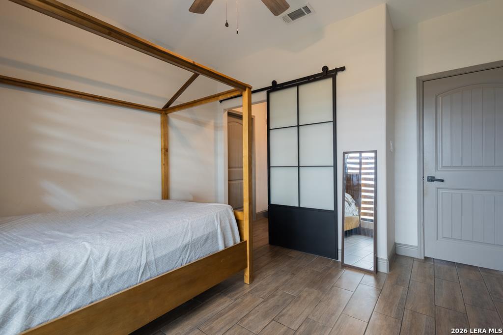 main property photo 79