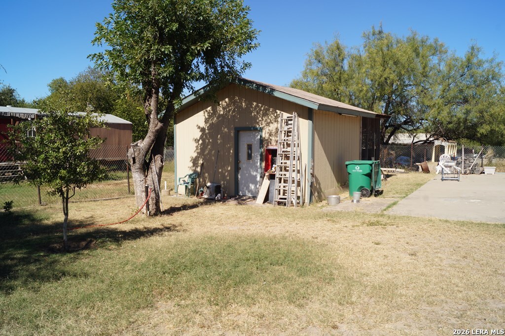 main property photo 22
