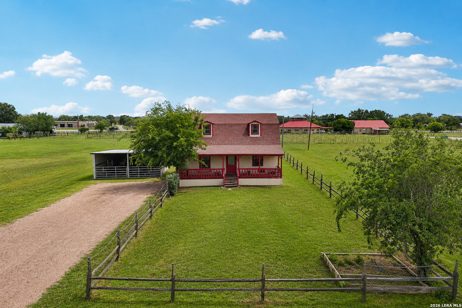 main property photo 30