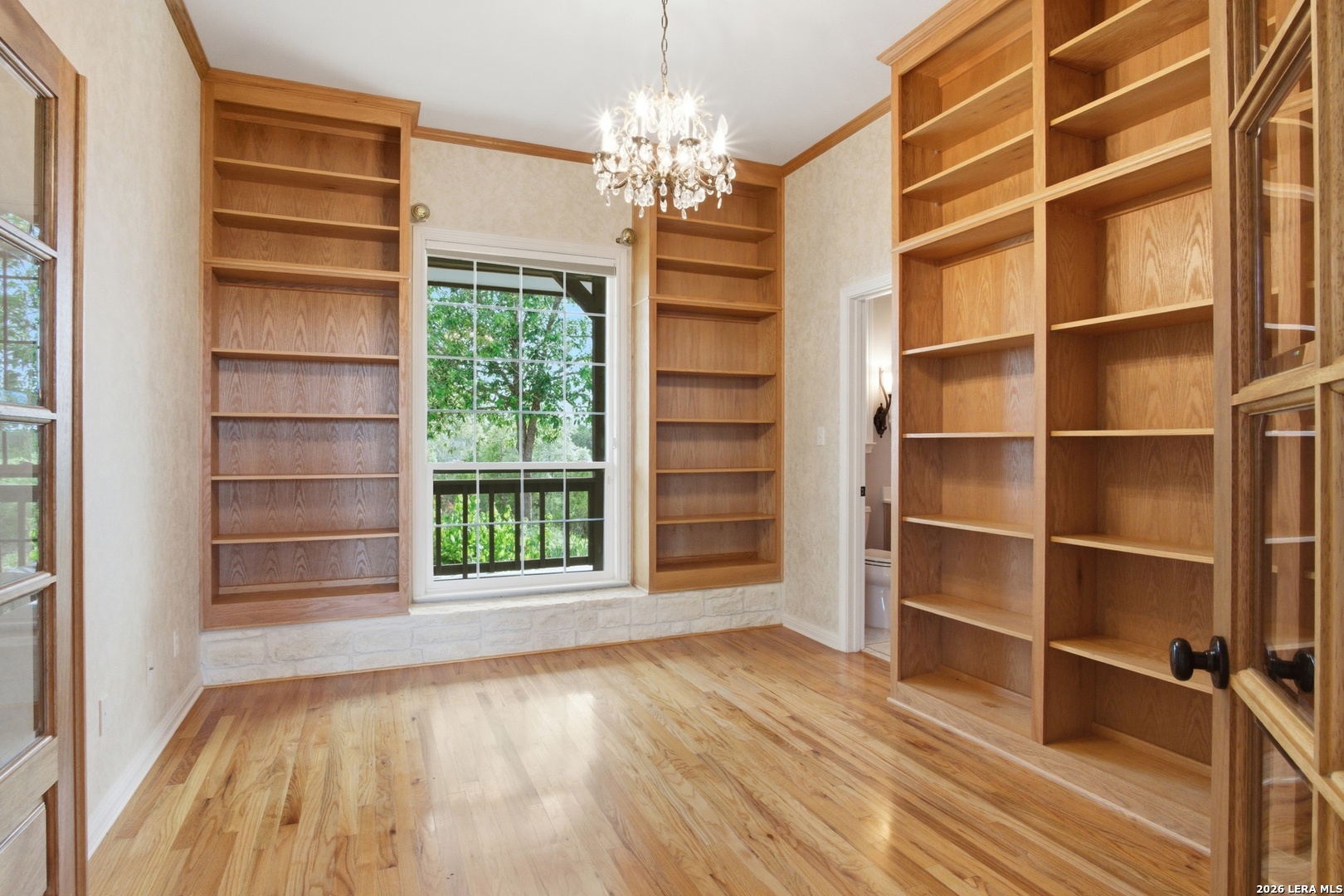 main property photo 13