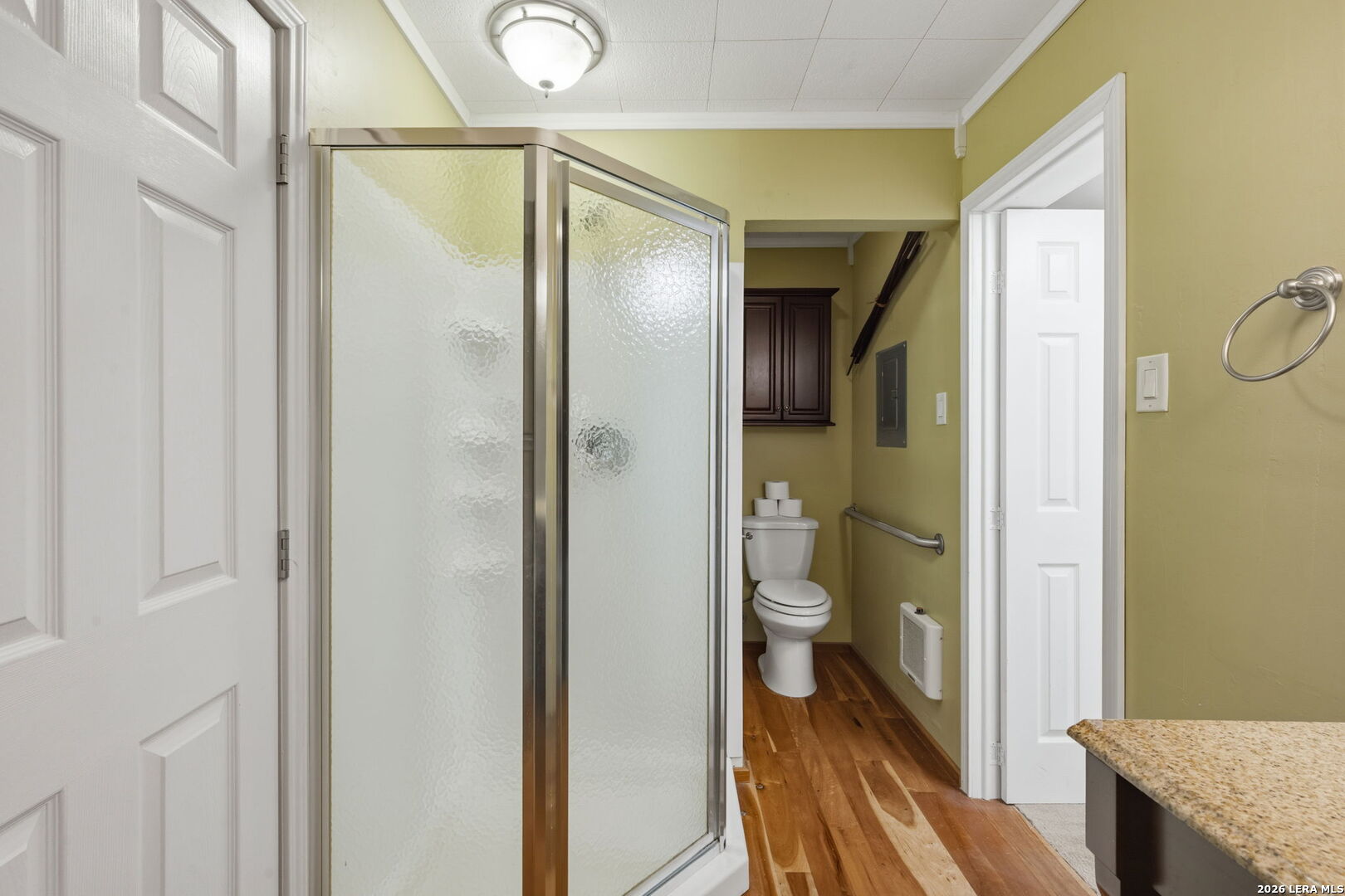 main property photo 25