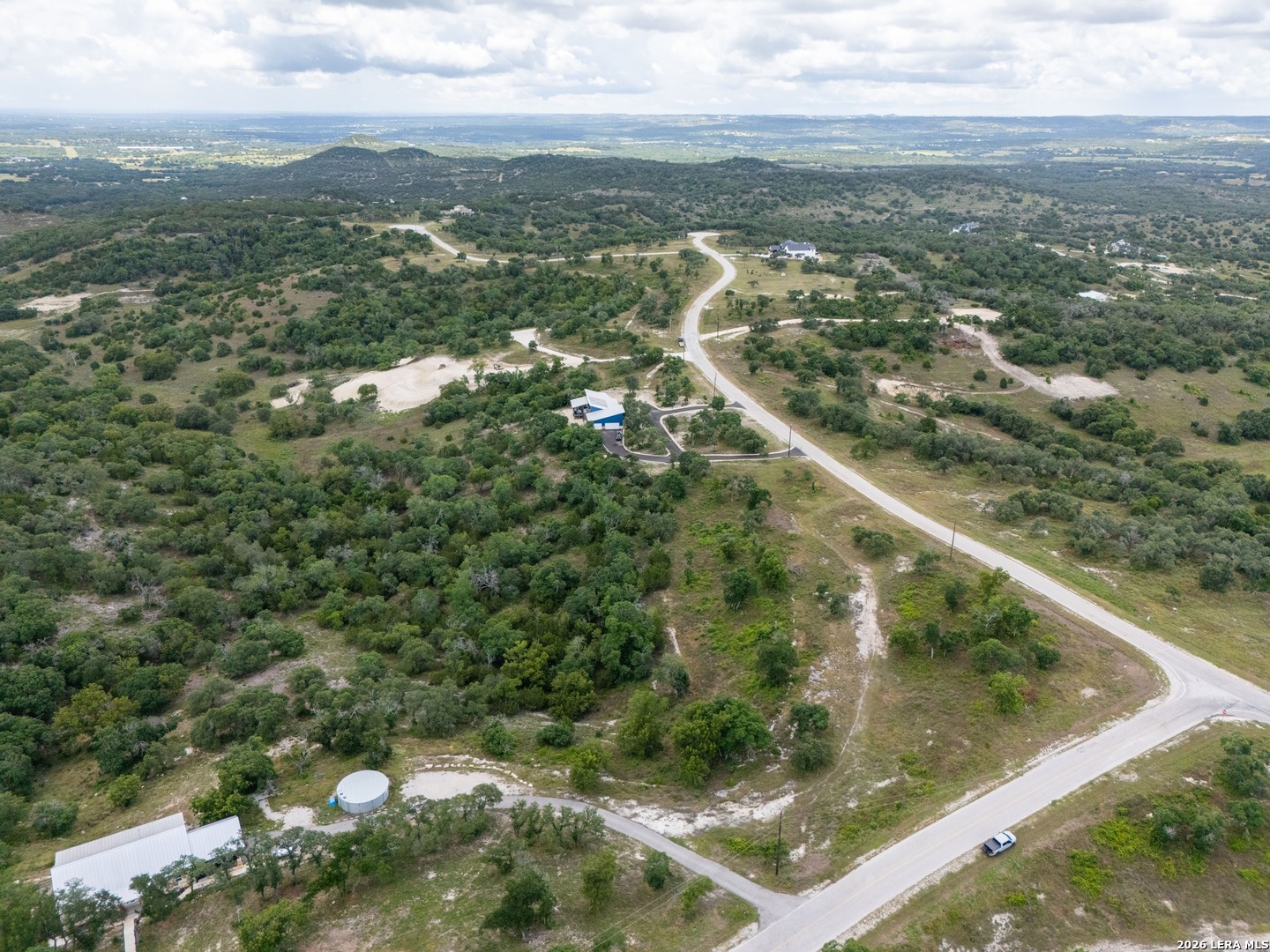 main property photo 6
