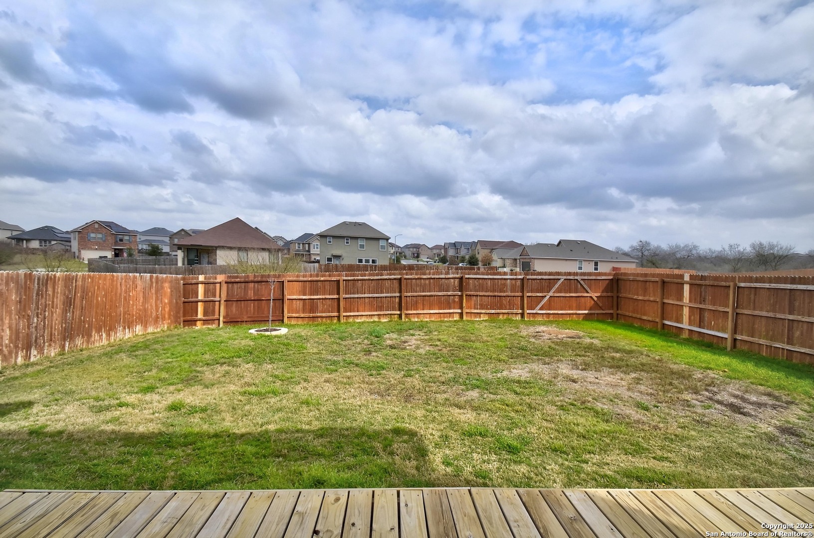 main property photo 27