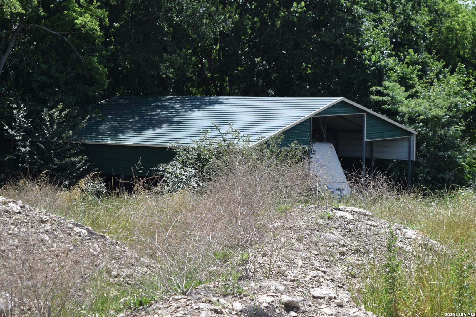 main property photo 27