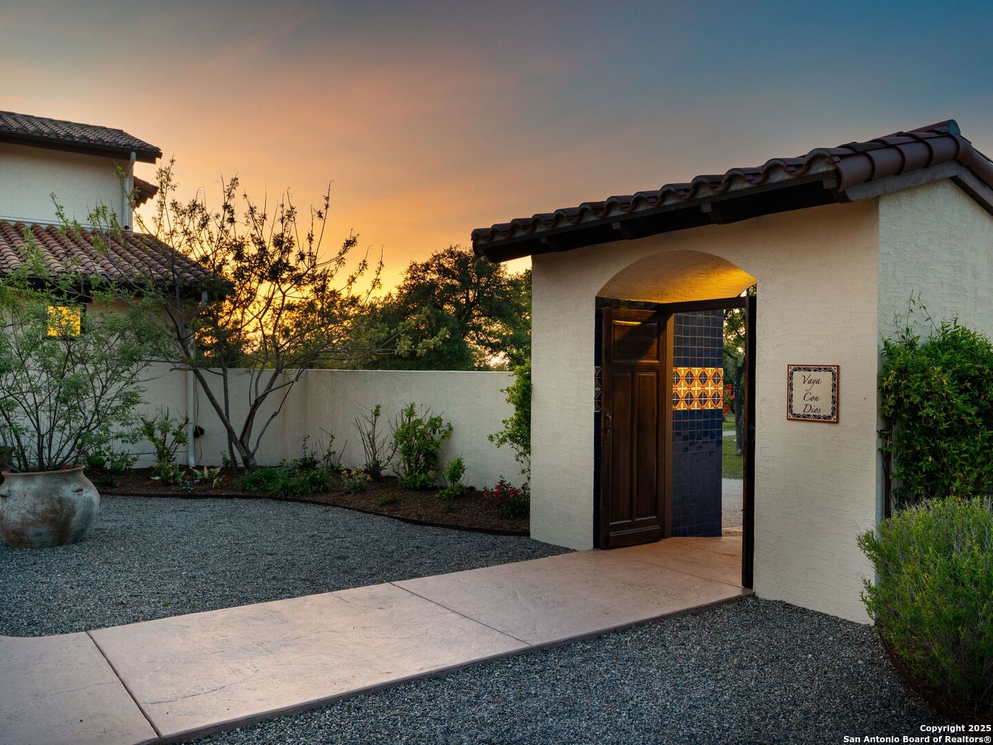 main property photo 43
