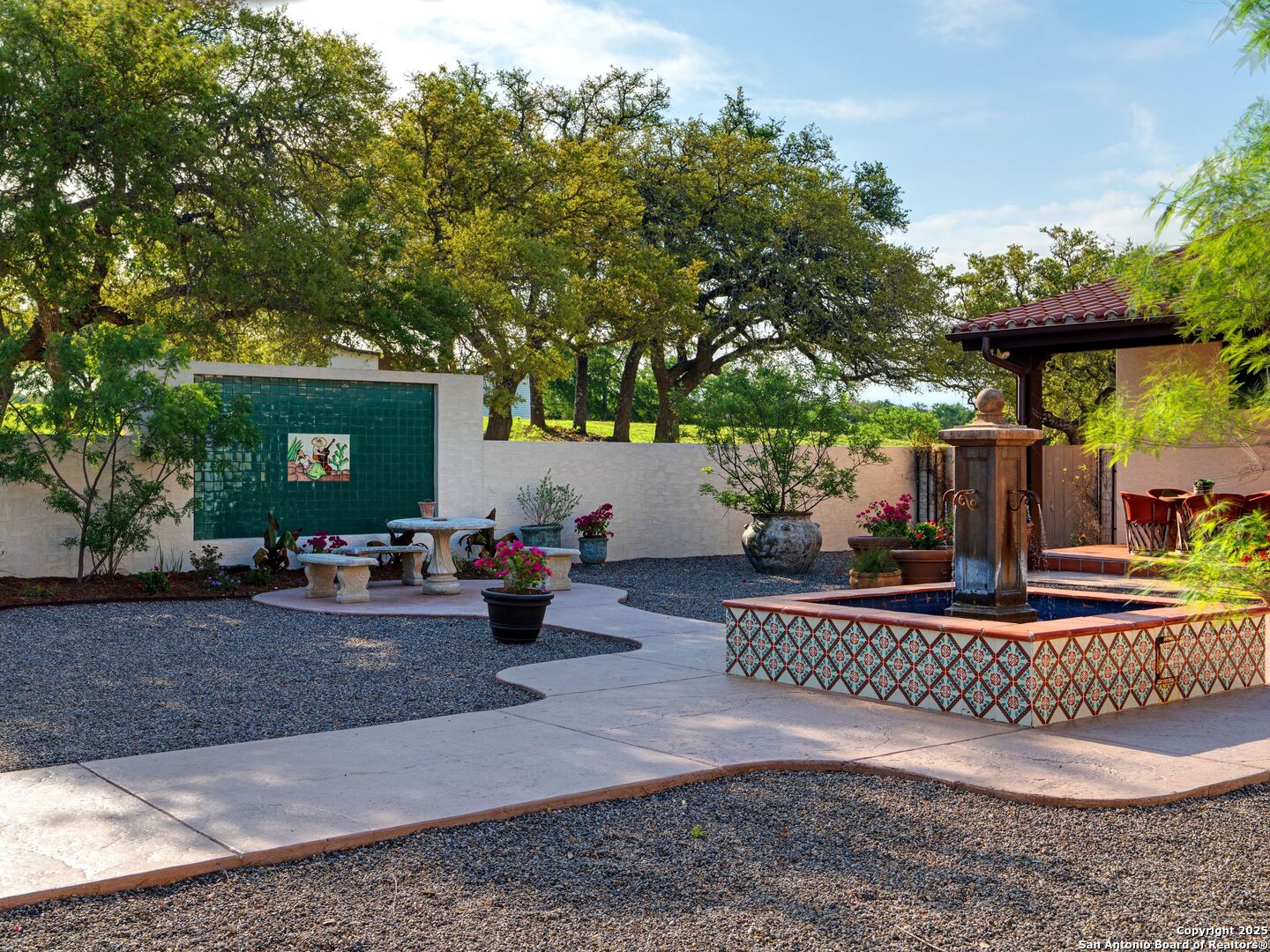 main property photo 45