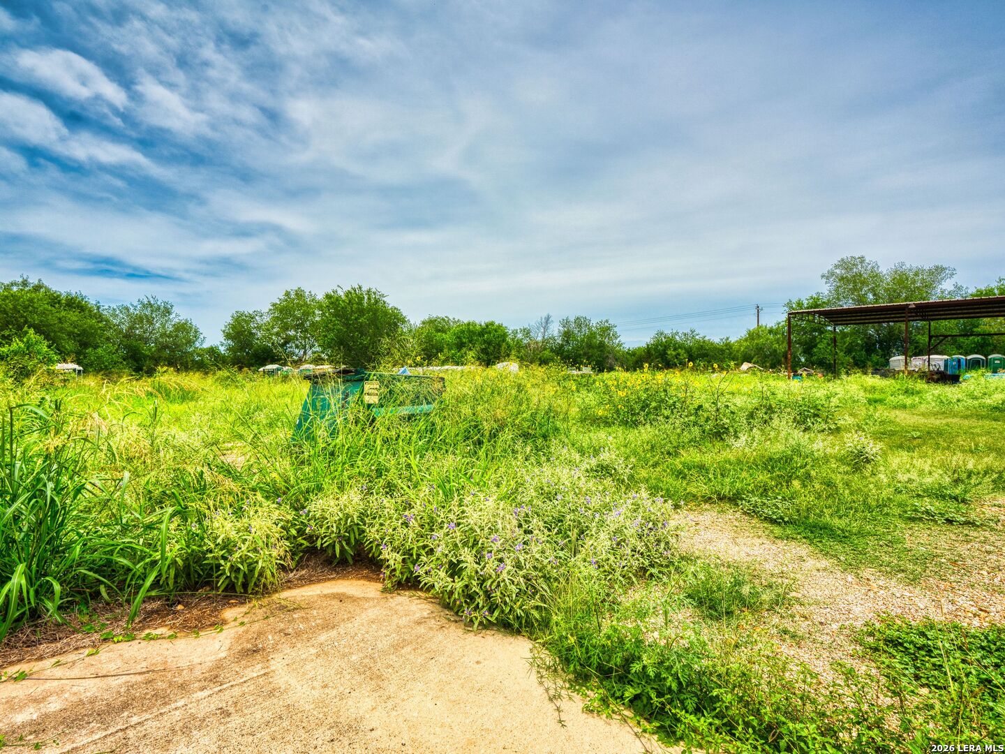 main property photo 6