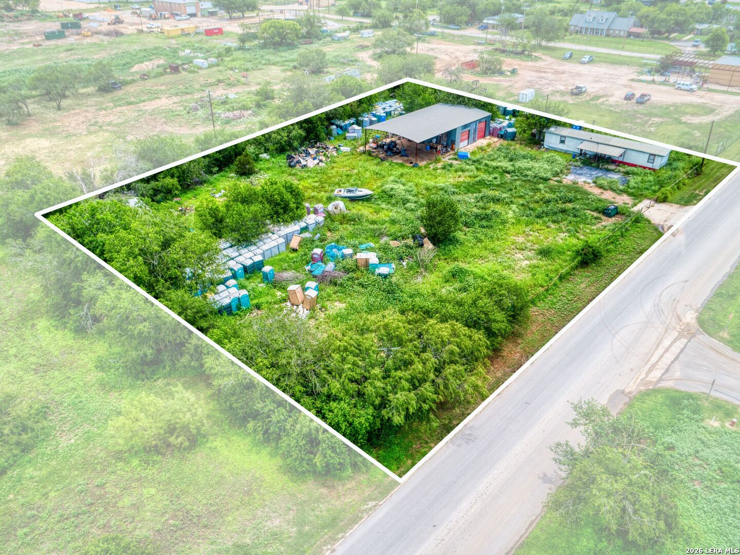 main property photo 9