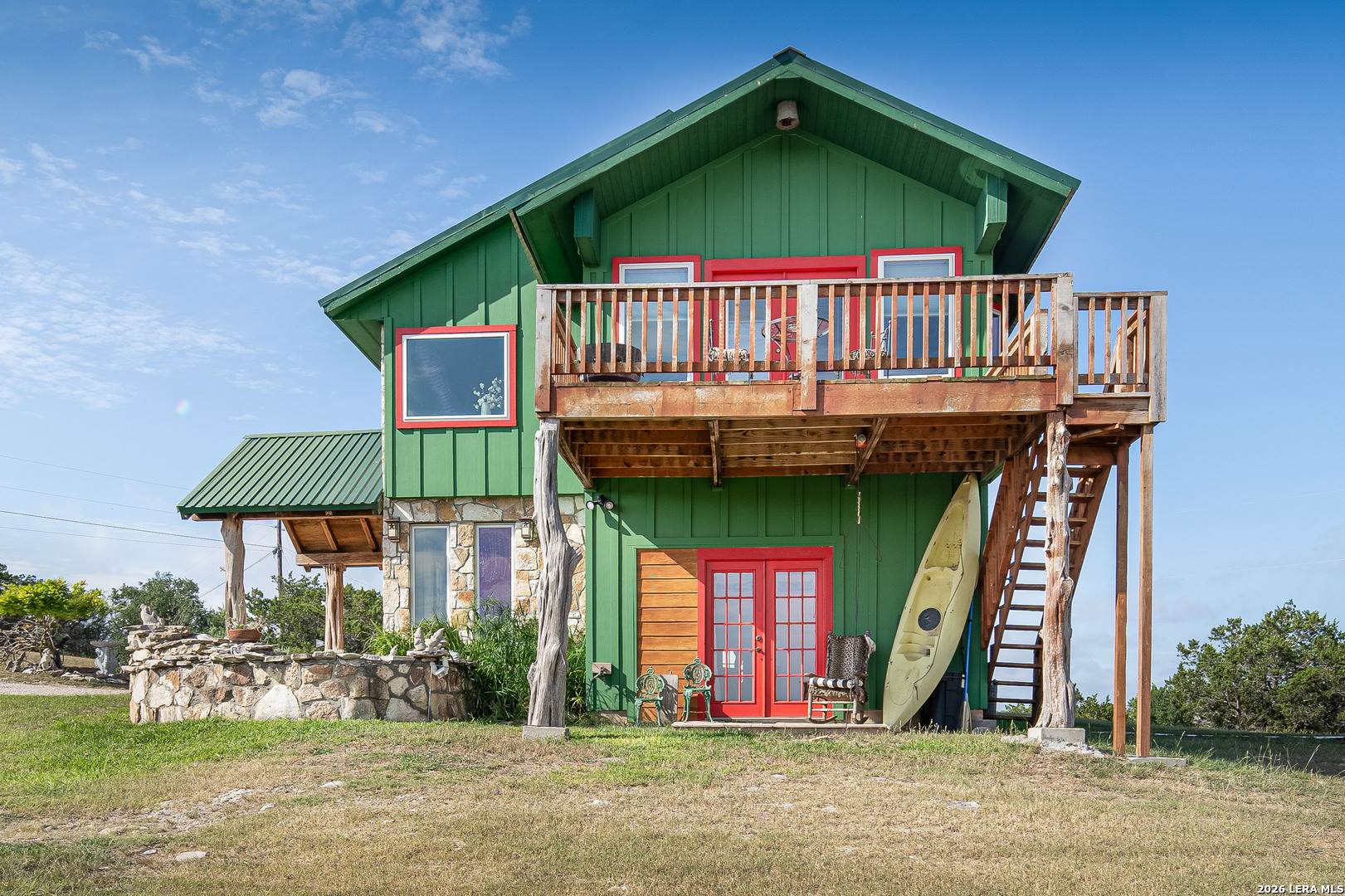 main property photo 3