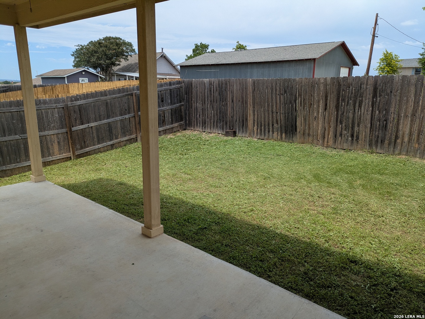 main property photo 29