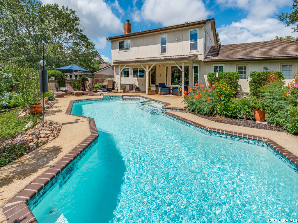main property photo 18