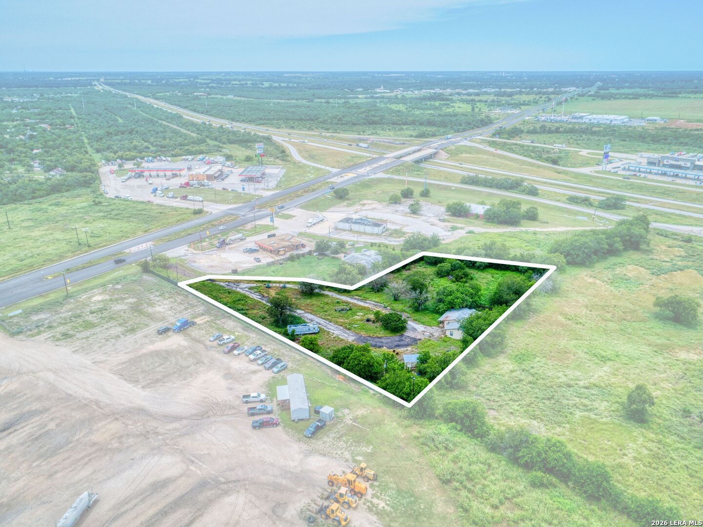 main property photo 17