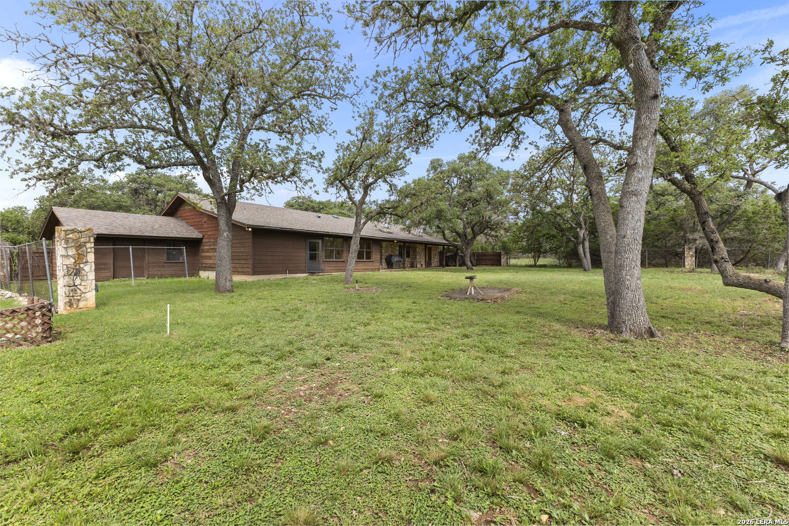 main property photo 51
