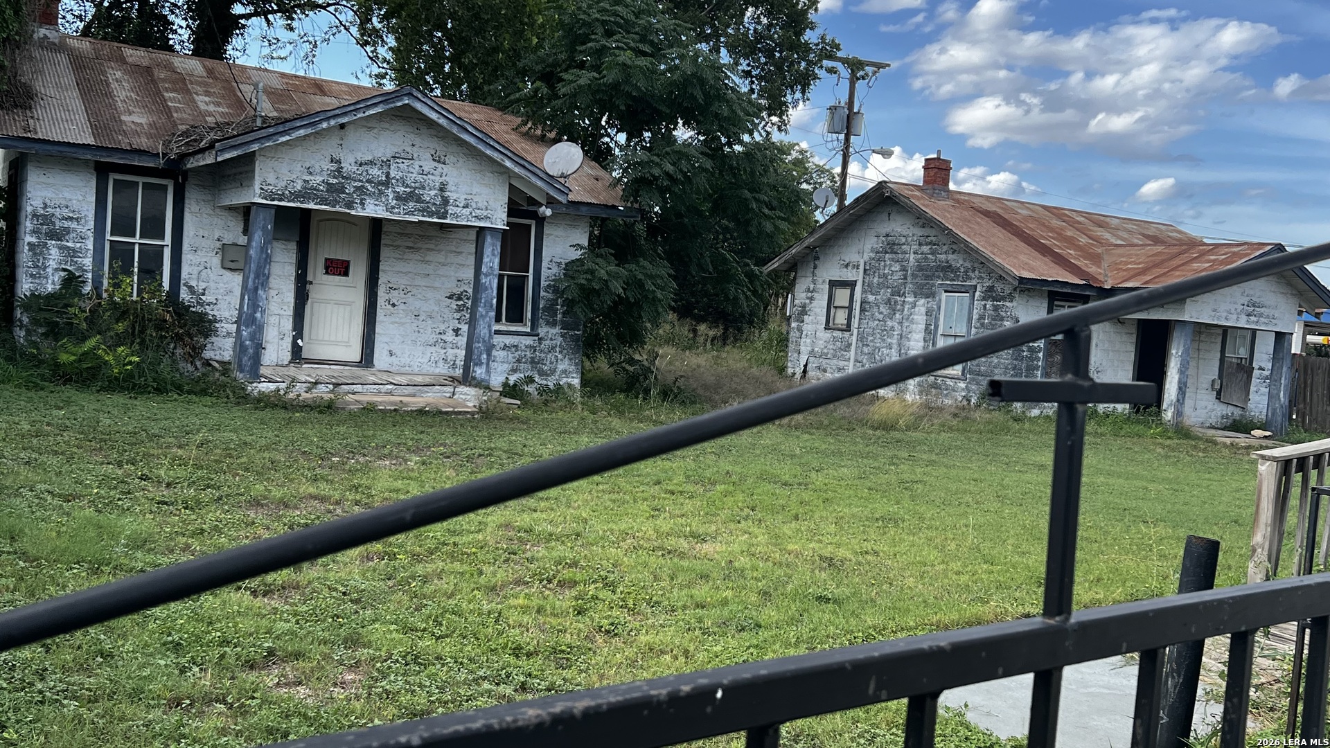 main property photo 8