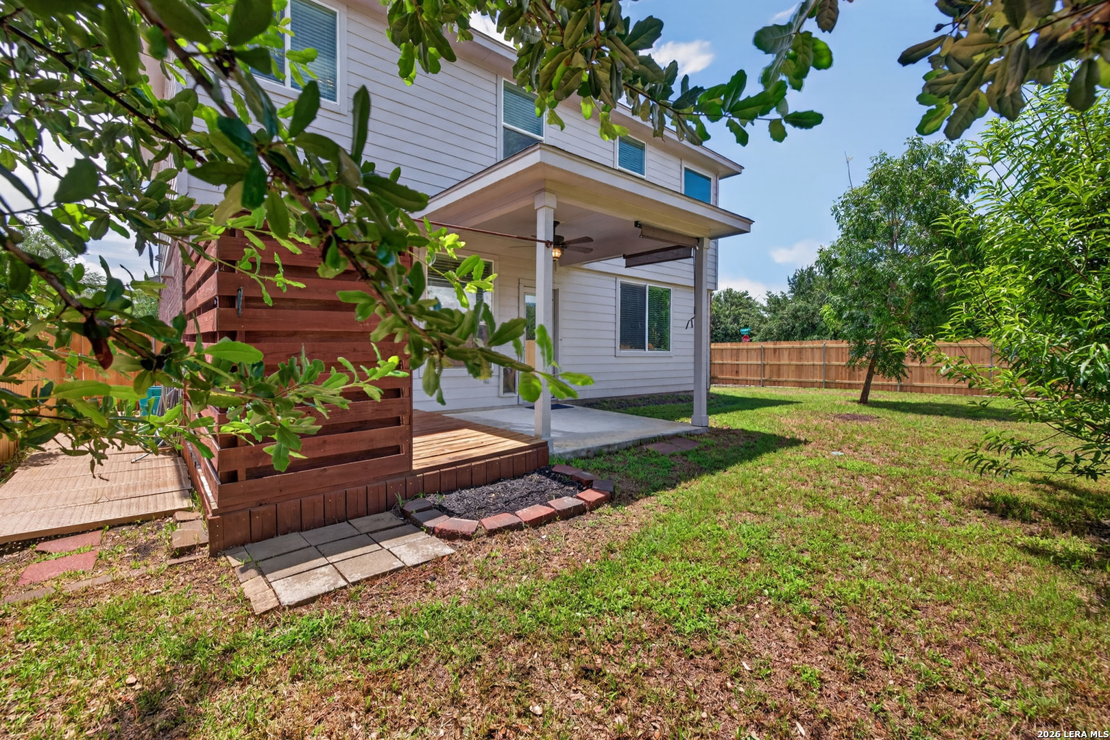 main property photo 23