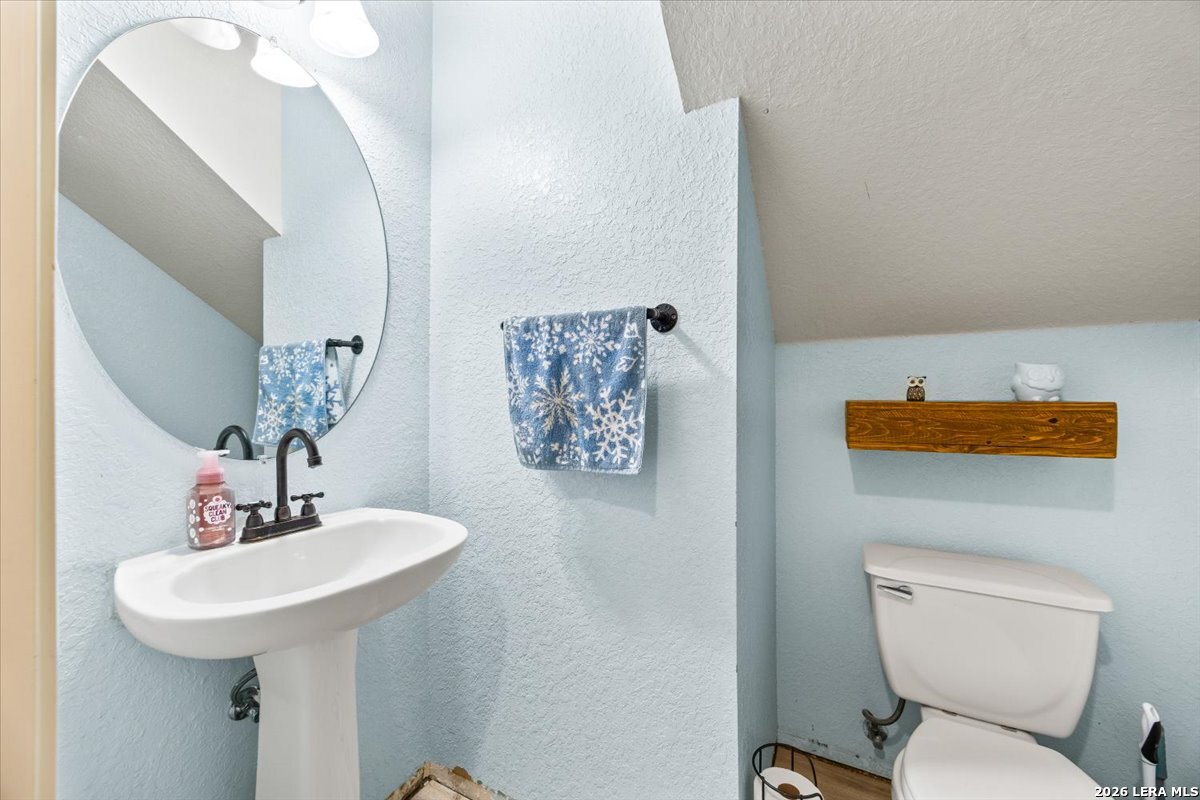 main property photo 36
