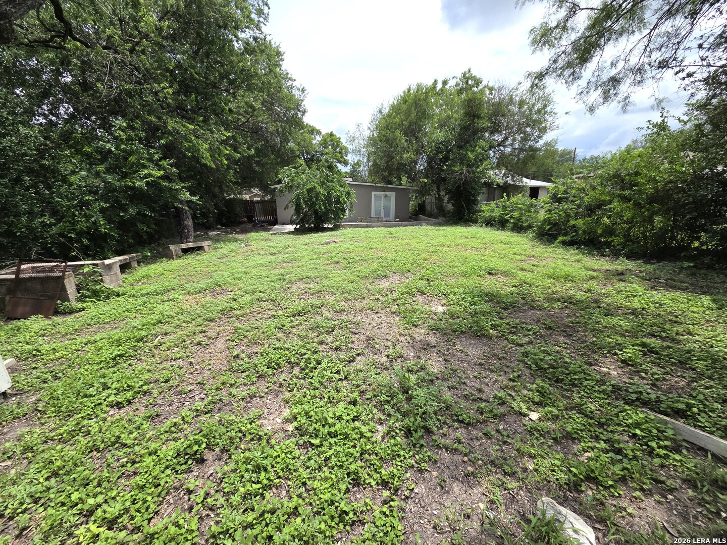main property photo 10