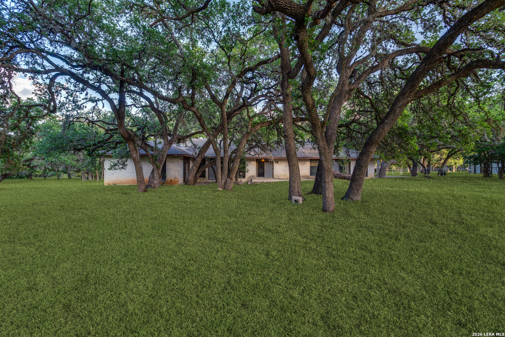 main property photo 24