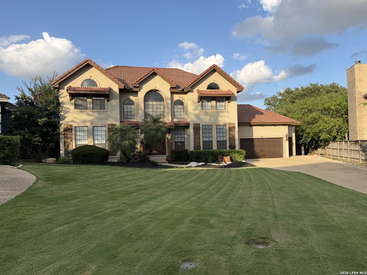 main property photo 45
