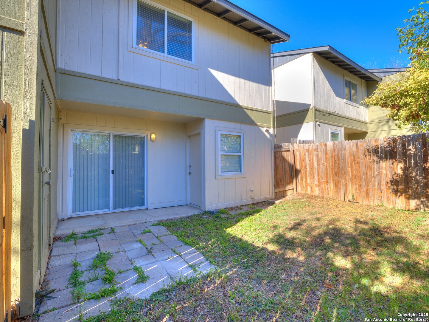 main property photo 45
