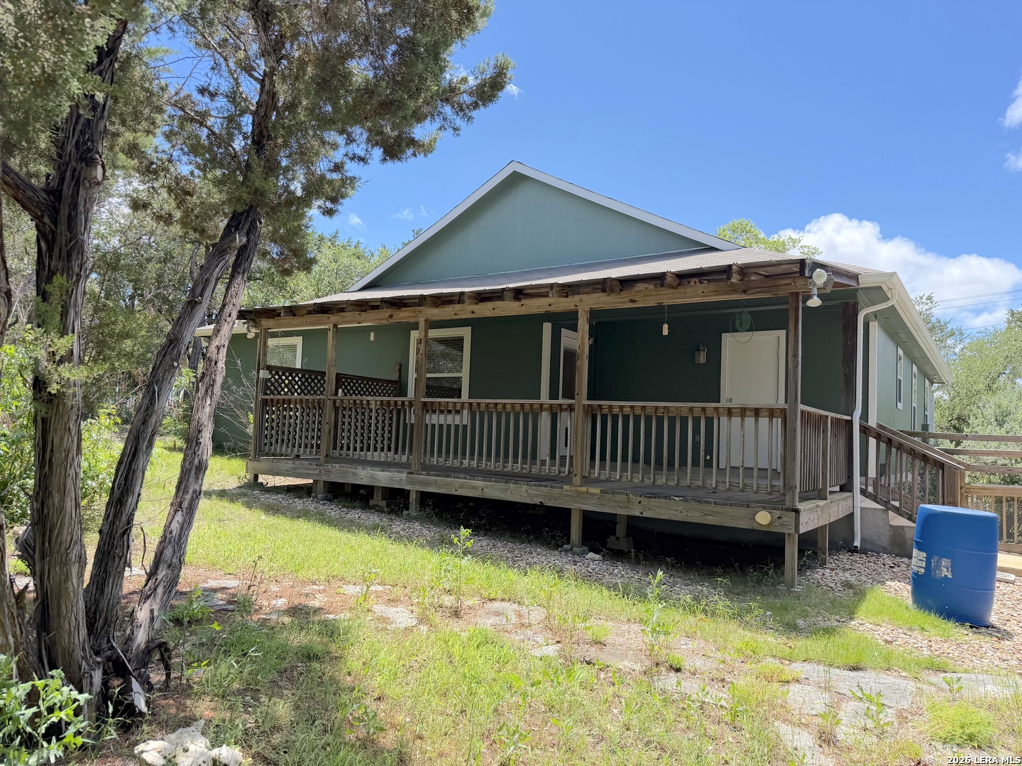 main property photo 36