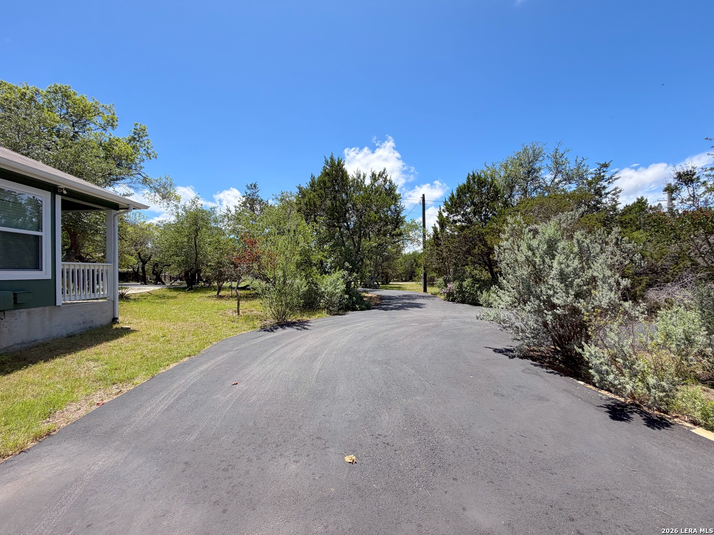 main property photo 40