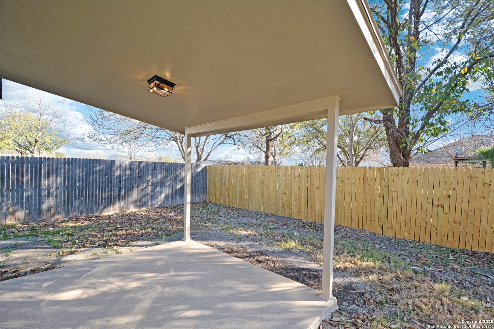 main property photo 44