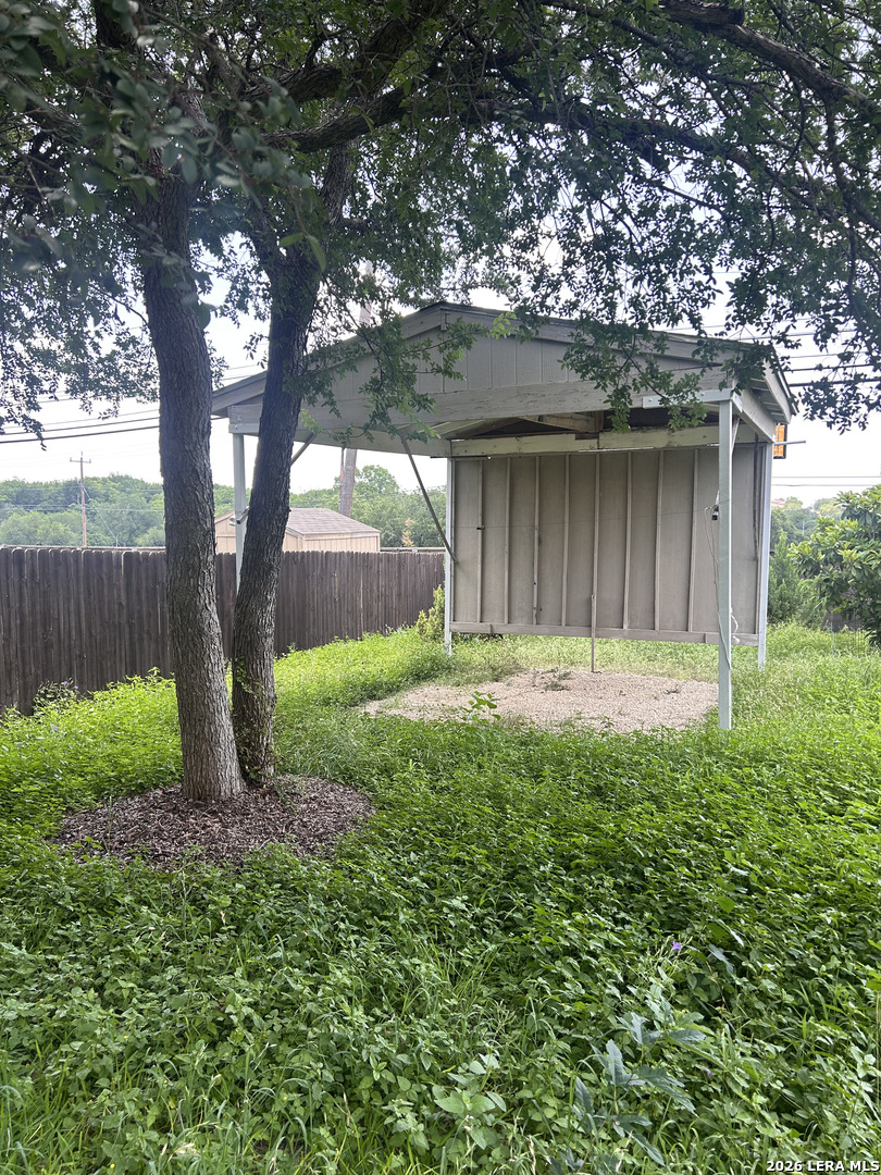 main property photo 45