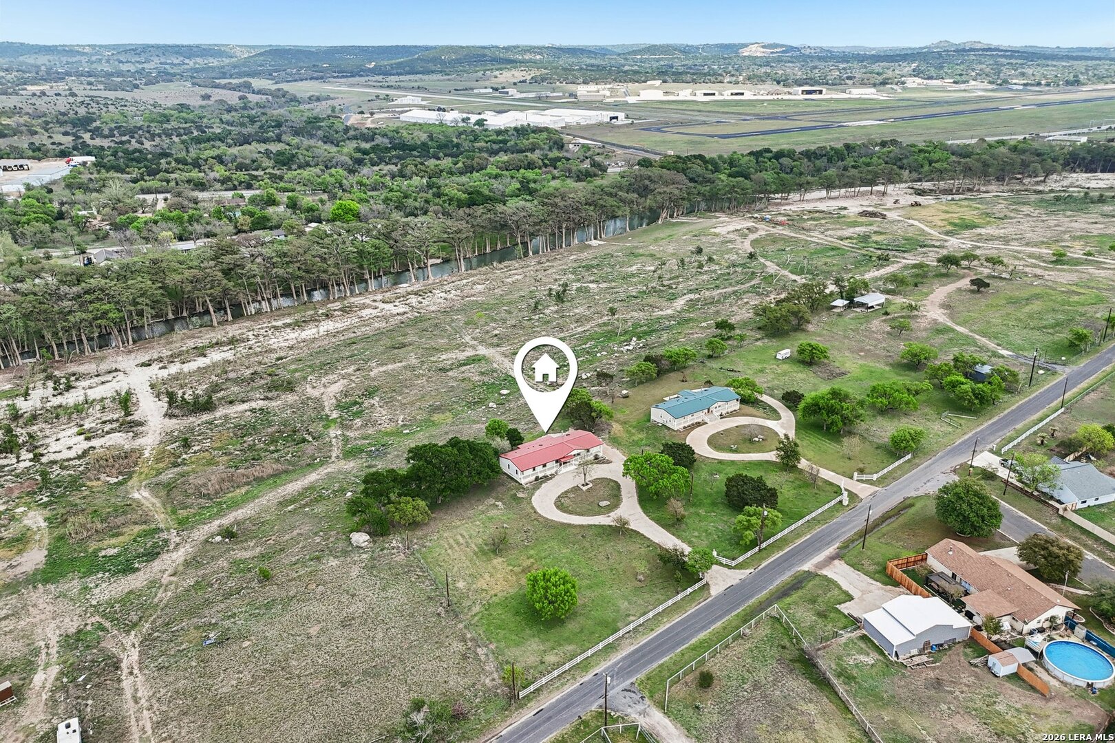 main property photo 51