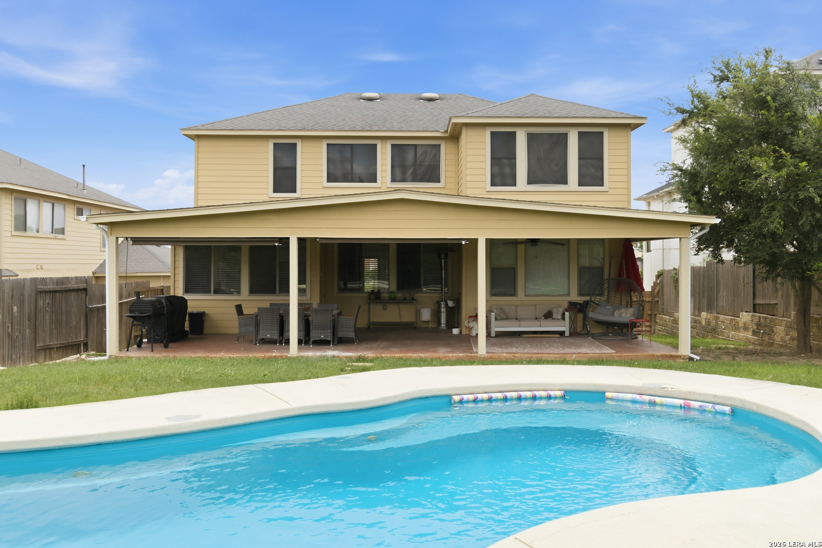 main property photo 39