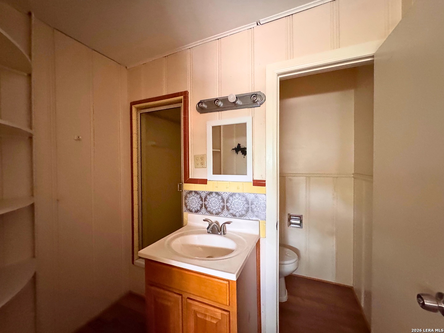 main property photo 20